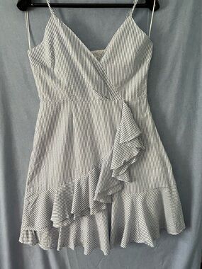 Striped Ruffle mock Wrap Seersucker Sundress - Blue and White SZ 12
